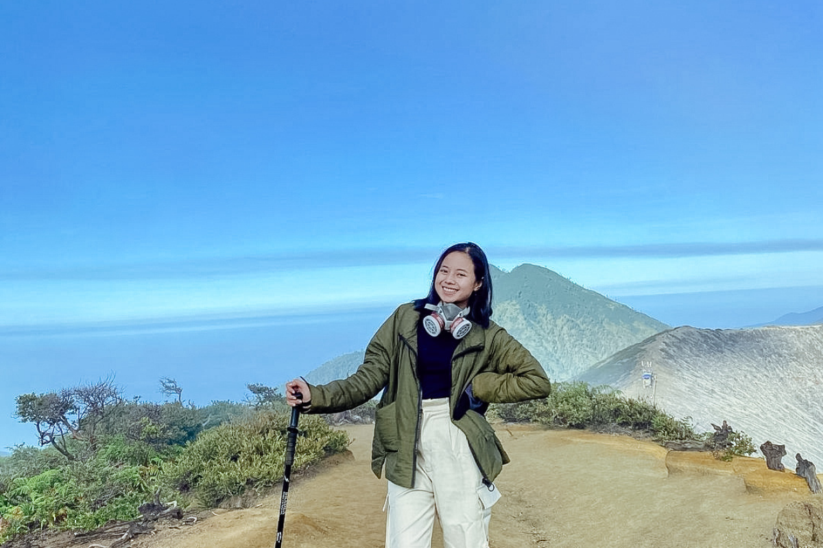 awah Gunung Bromo aktif berasap Kawah Gunung Bromo aktif berasap
