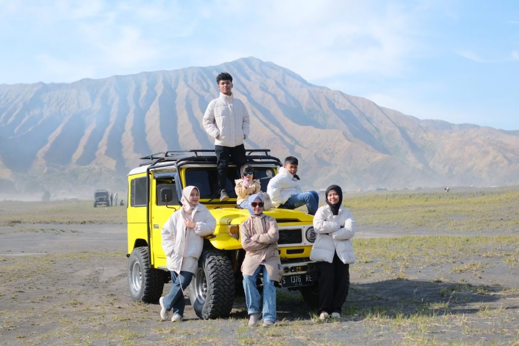 sewa jeep bromo offroad