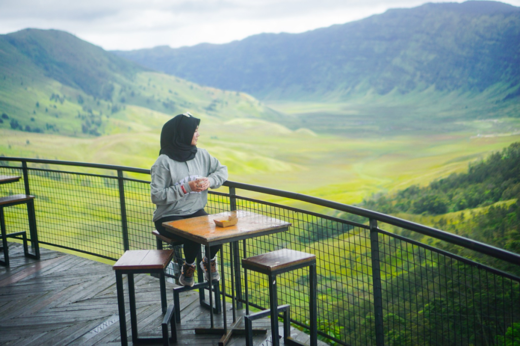 view bromo hillside cafe
