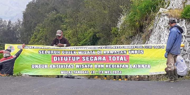 Dengan memahami jadwal penutupan Bromo secara detail, Anda bisa merencanakan perjalanan dengan lebih aman dan nyaman. Untuk menghindari kesalahan jadwal dan memastikan liburan berjalan lancar, Anda bisa memilih paket wisata Bromo atau mengikuti open trip Bromo murah yang sudah terjadwal dengan baik dan siap berangkat tanpa ribet.